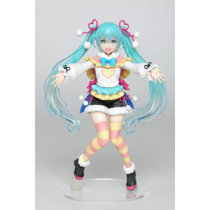 Taito USA (451807600) Hatsune Miku Figure - Winter Image Ver.